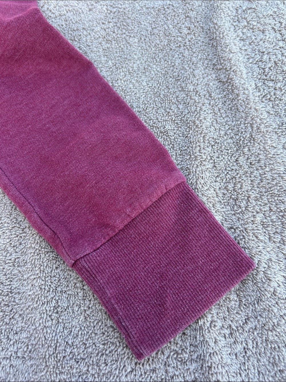 Women's Y2K Size Small Hurley Burgundy Full-Zip Hoodie with White Trim - Picture 3 of 4